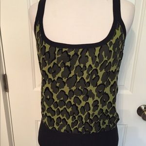 NEW WORTH TOP TANK GREEN BLACK PRINT Size M MEDIUM NWT